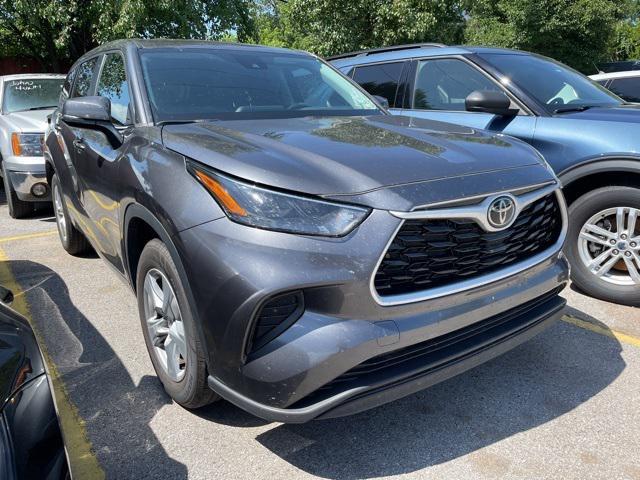 used 2023 Toyota Highlander car, priced at $34,400