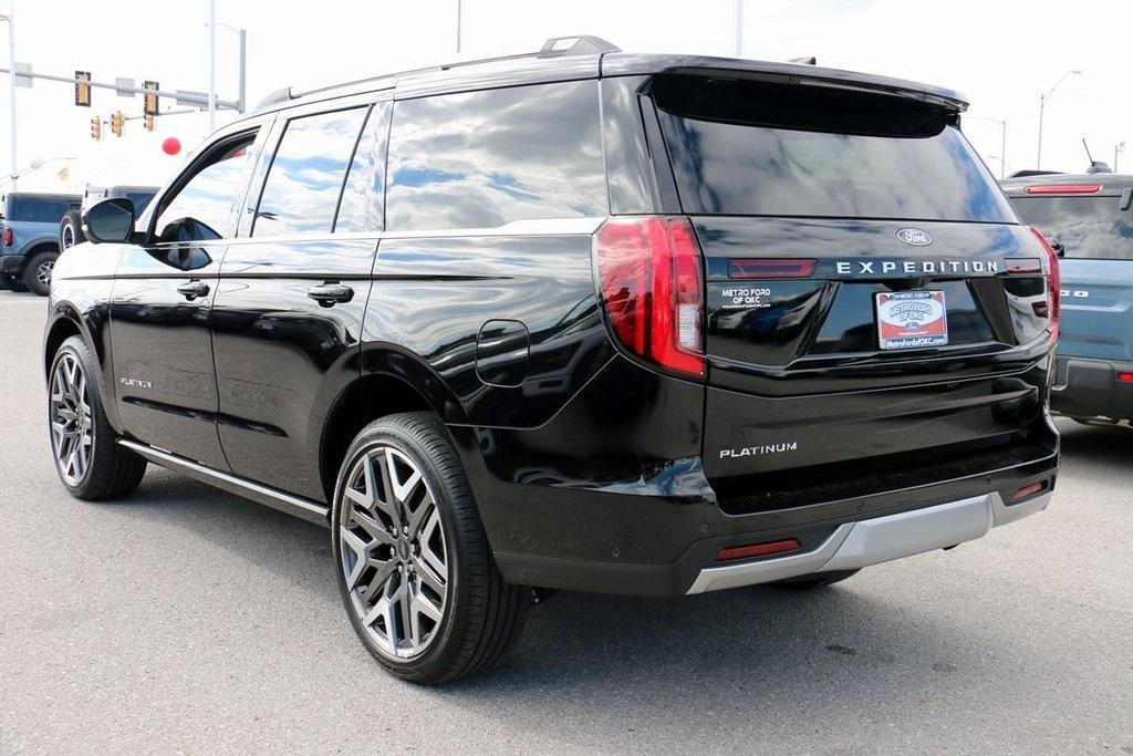 used 2025 Ford Expedition car, priced at $78,199