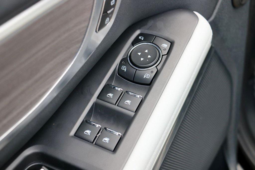 used 2025 Ford Expedition car, priced at $78,199