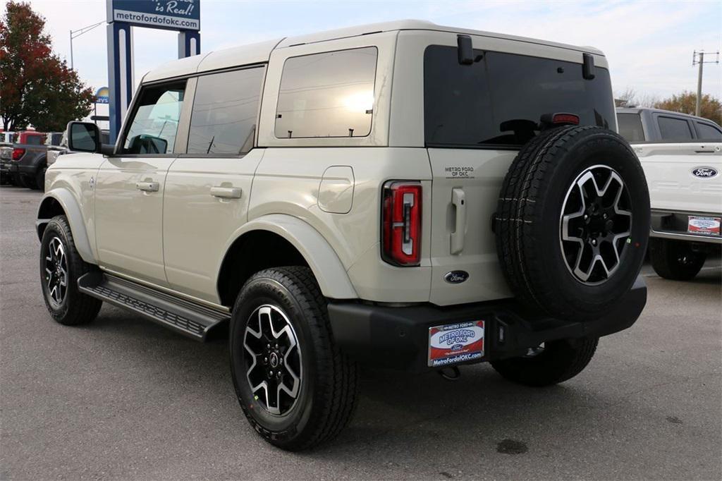 new 2025 Ford Bronco car, priced at $47,375