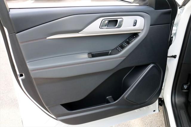 new 2025 Ford Explorer car, priced at $42,404