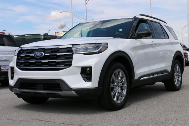 new 2025 Ford Explorer car, priced at $42,404