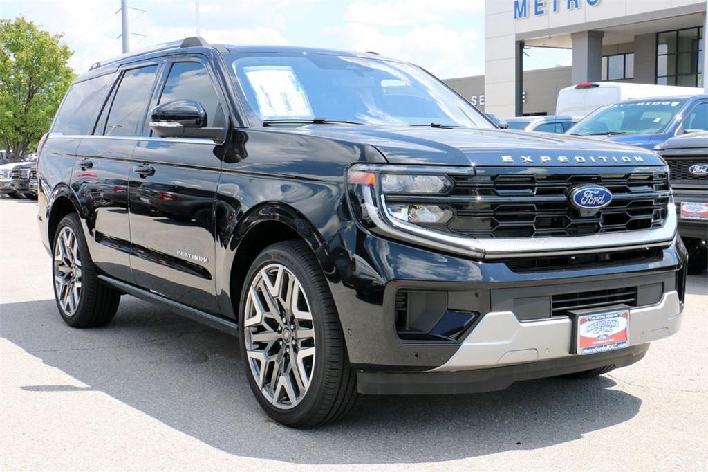 new 2025 Ford Expedition car, priced at $86,940