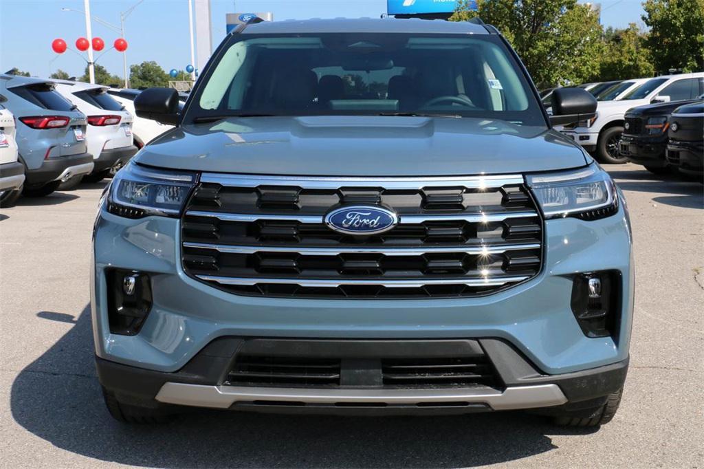 new 2025 Ford Explorer car, priced at $39,900