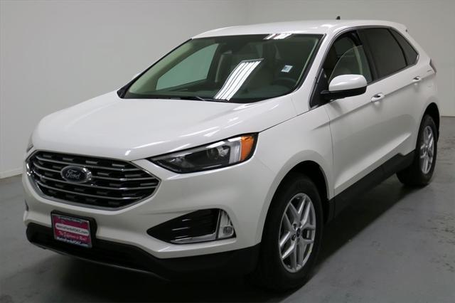 new 2024 Ford Edge car, priced at $30,910