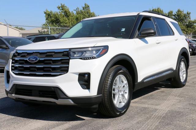 new 2025 Ford Explorer car, priced at $39,505