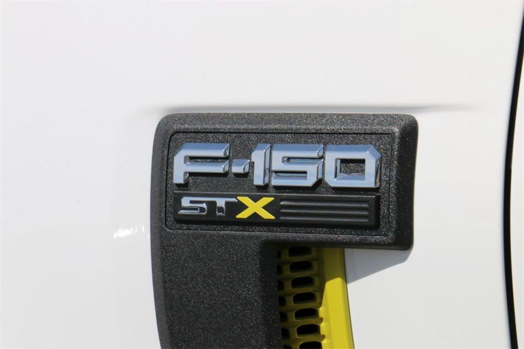 new 2025 Ford F-150 car, priced at $40,300
