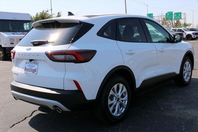 new 2025 Ford Escape car, priced at $27,990