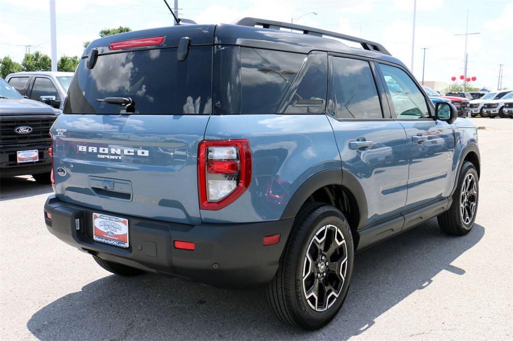new 2025 Ford Bronco Sport car, priced at $41,305