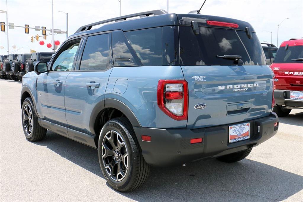 new 2025 Ford Bronco Sport car, priced at $41,305