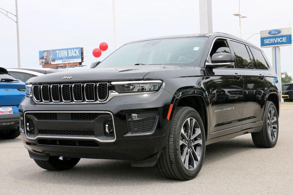 used 2024 Jeep Grand Cherokee L car, priced at $37,495