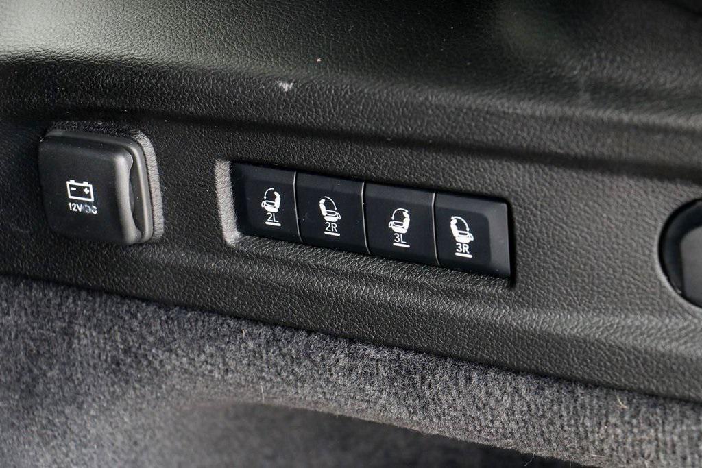 used 2024 Jeep Grand Cherokee L car, priced at $37,495