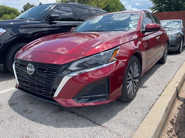 used 2023 Nissan Altima car, priced at $20,995