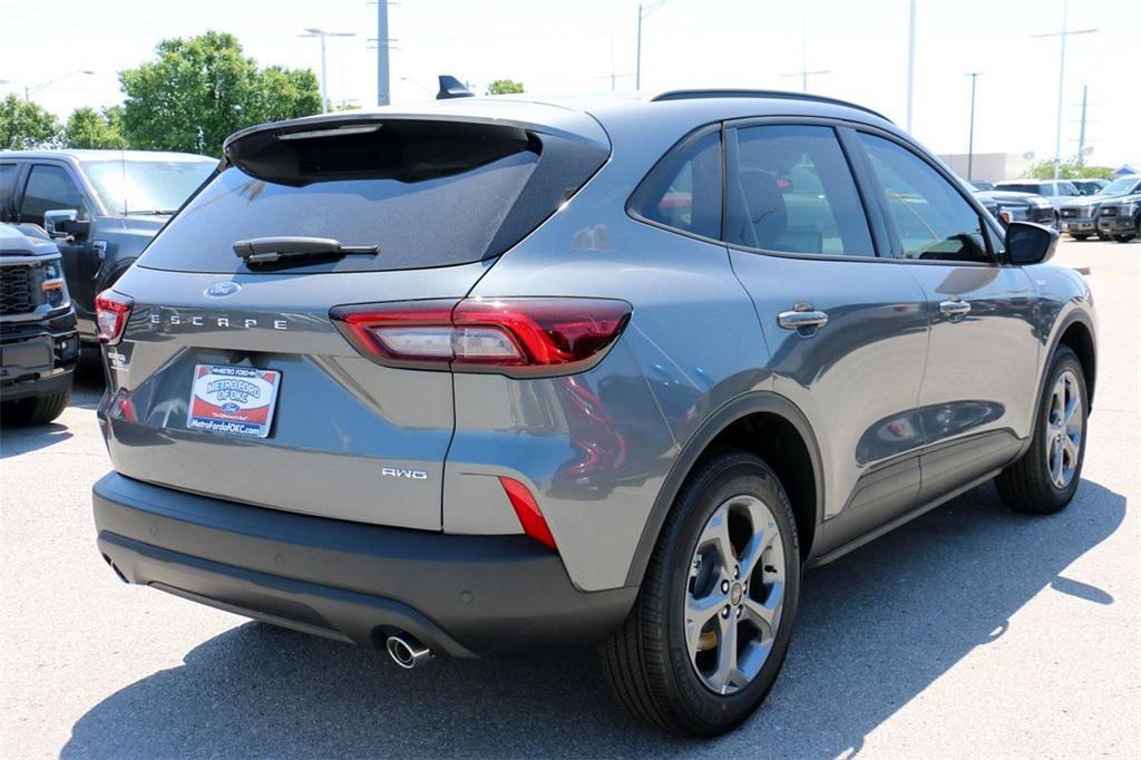 new 2025 Ford Escape car, priced at $29,316