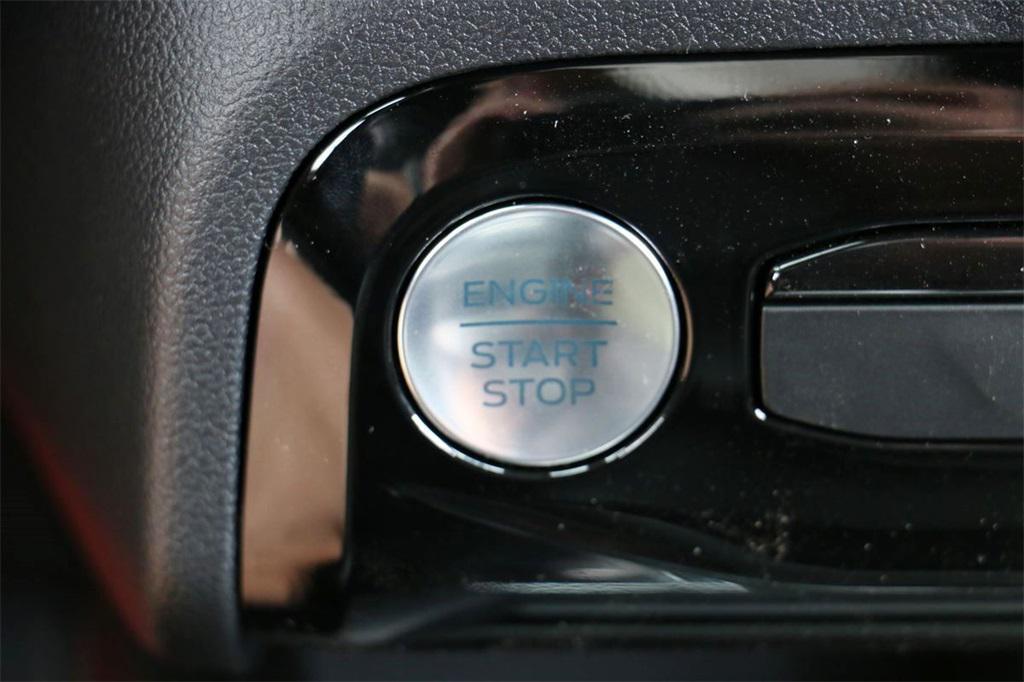 new 2025 Ford Escape car, priced at $29,316