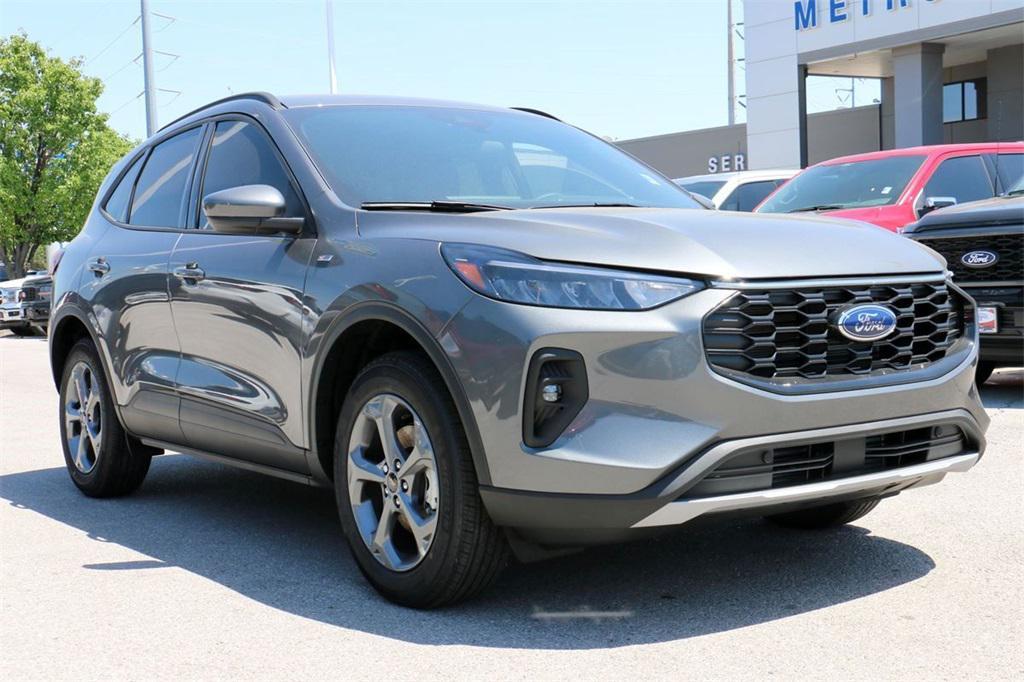 new 2025 Ford Escape car, priced at $29,316