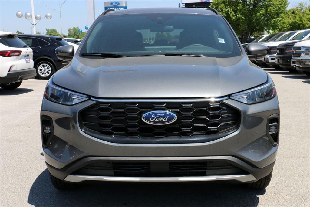 new 2025 Ford Escape car, priced at $29,316
