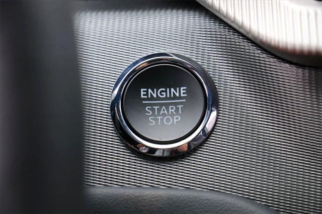 new 2025 Ford Explorer car, priced at $56,996