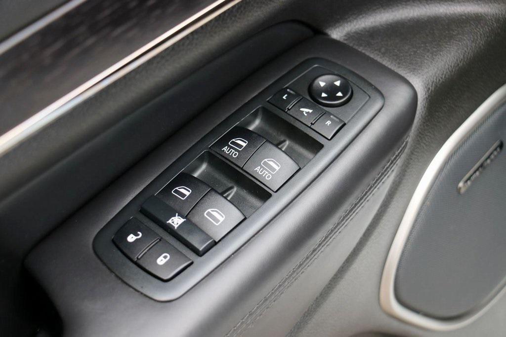 used 2020 Jeep Grand Cherokee car, priced at $21,995