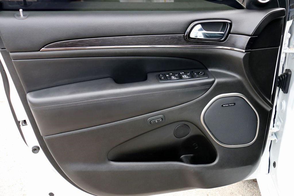 used 2020 Jeep Grand Cherokee car, priced at $21,995