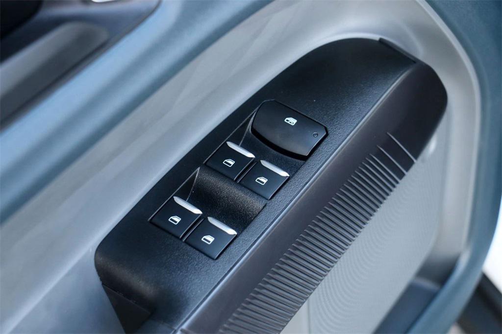 new 2025 Ford Maverick car, priced at $28,712