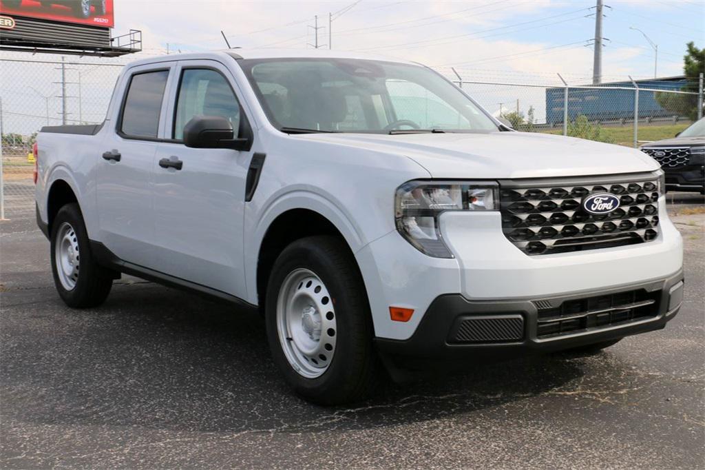 new 2025 Ford Maverick car, priced at $28,712