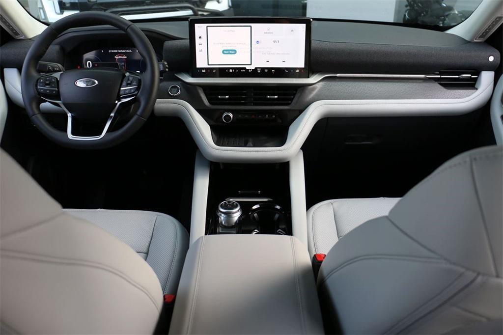 new 2025 Ford Explorer car, priced at $55,201