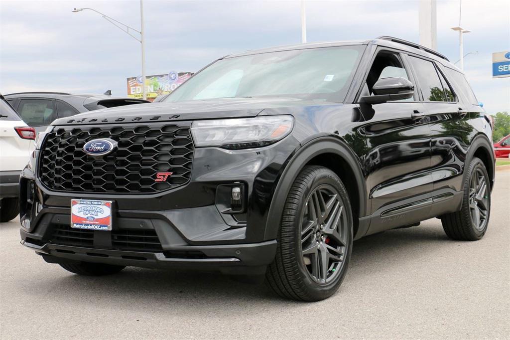 new 2025 Ford Explorer car, priced at $54,016