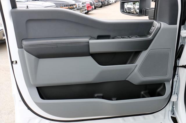 new 2025 Ford F-350 car, priced at $70,750