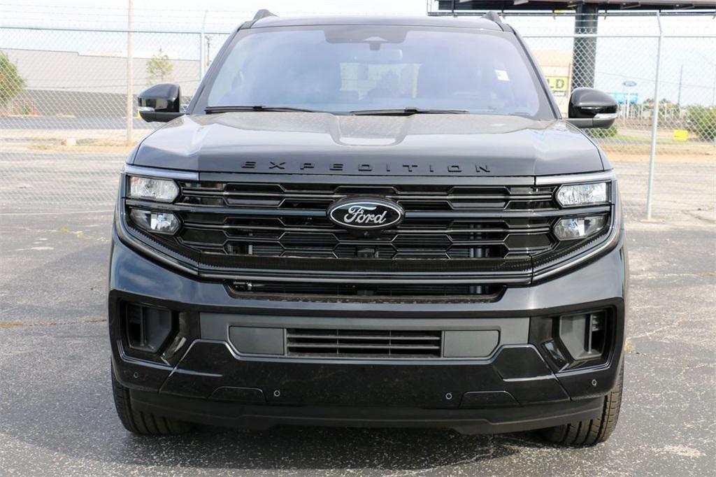 new 2025 Ford Expedition Max car, priced at $84,230