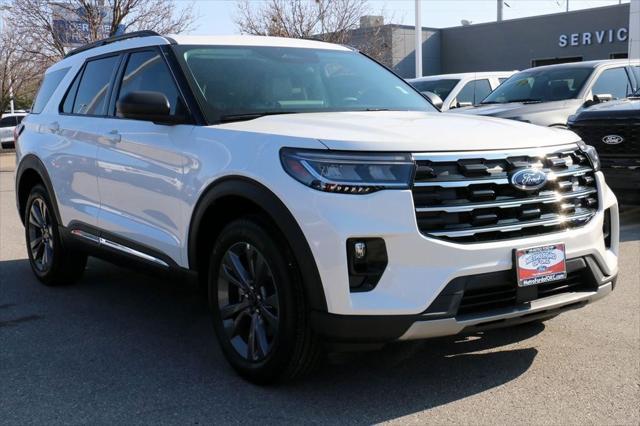 new 2025 Ford Explorer car, priced at $45,695