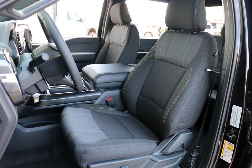 new 2025 Ford F-150 car, priced at $43,295