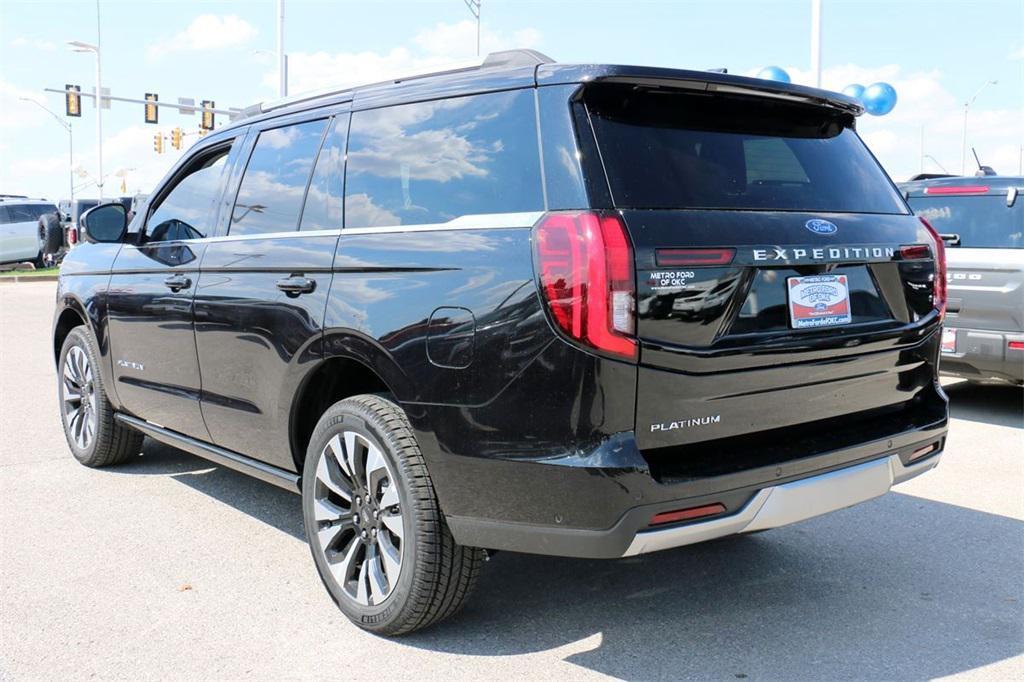 new 2025 Ford Expedition car, priced at $75,055