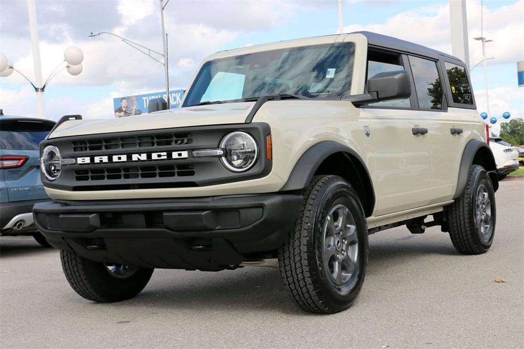 new 2025 Ford Bronco car, priced at $42,895