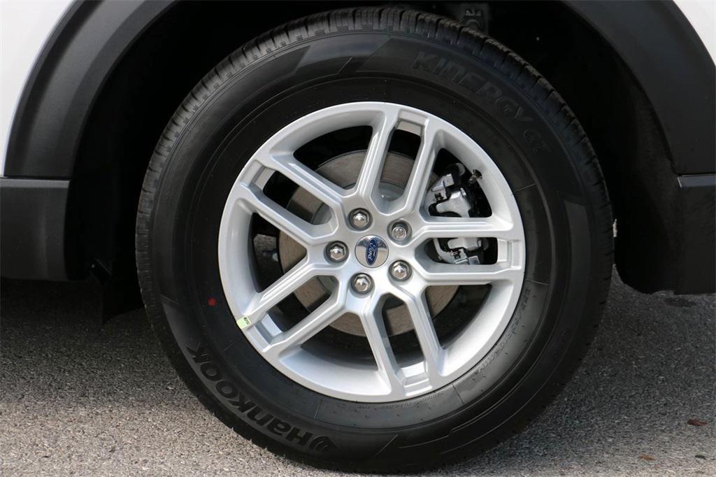 new 2025 Ford Explorer car, priced at $39,026