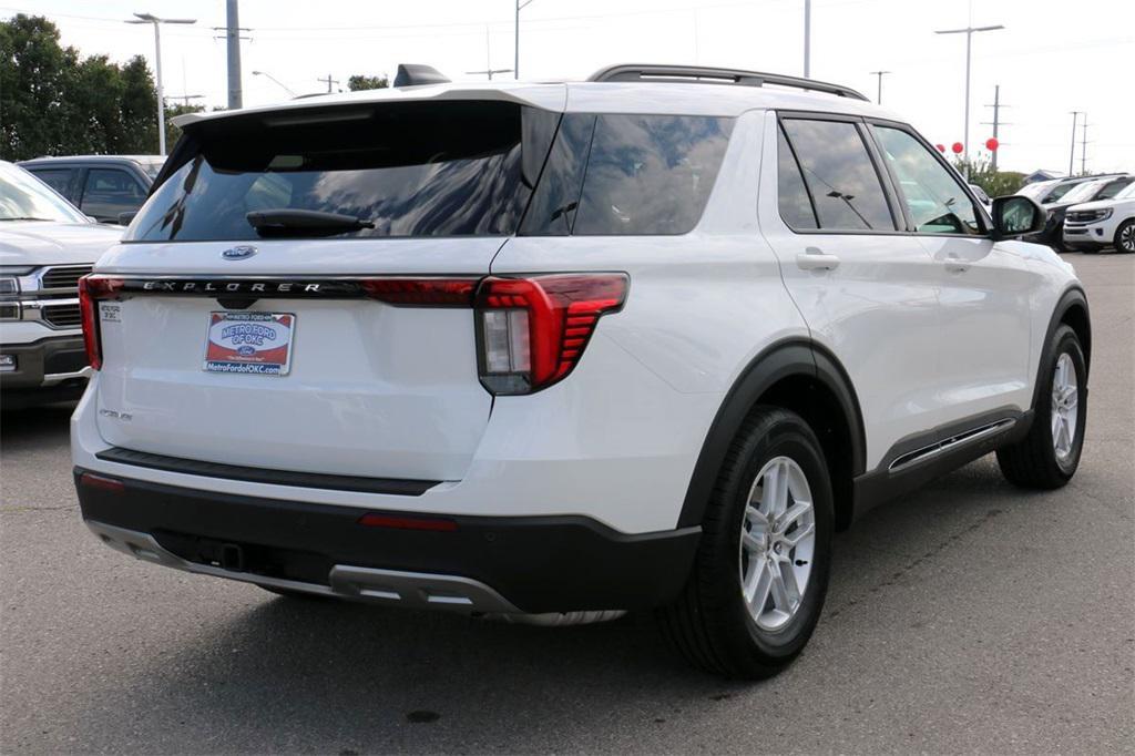 new 2025 Ford Explorer car, priced at $39,026