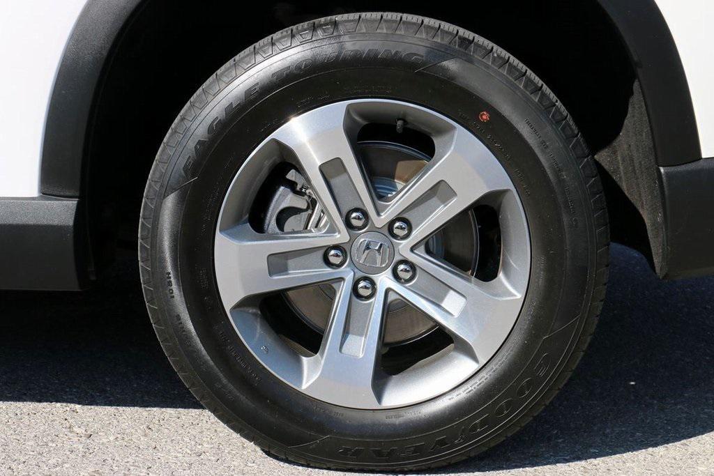 used 2023 Honda Pilot car, priced at $30,800