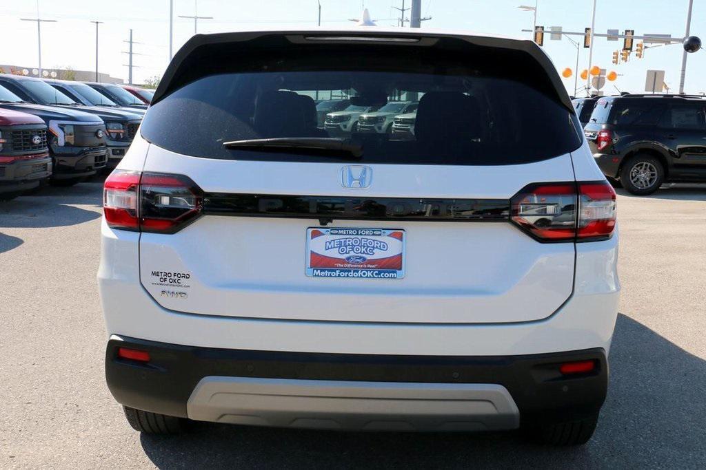 used 2023 Honda Pilot car, priced at $30,800