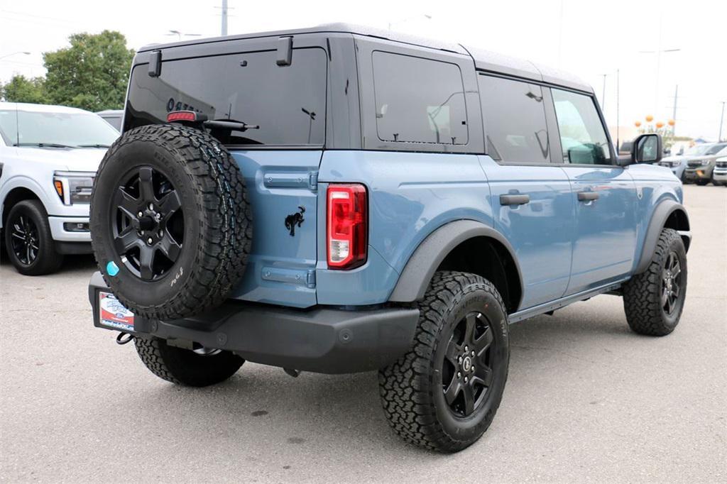 new 2025 Ford Bronco car, priced at $39,992