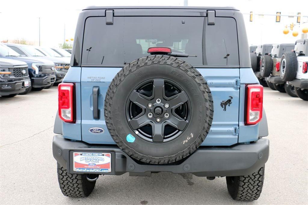 new 2025 Ford Bronco car, priced at $39,992