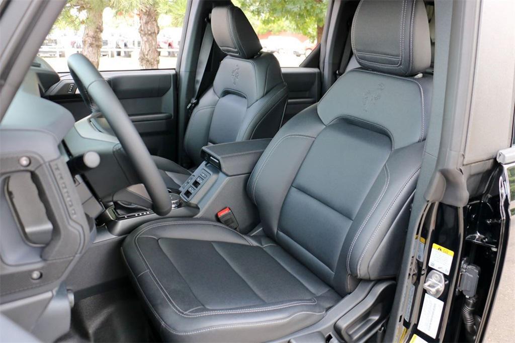 new 2025 Ford Bronco car, priced at $39,992