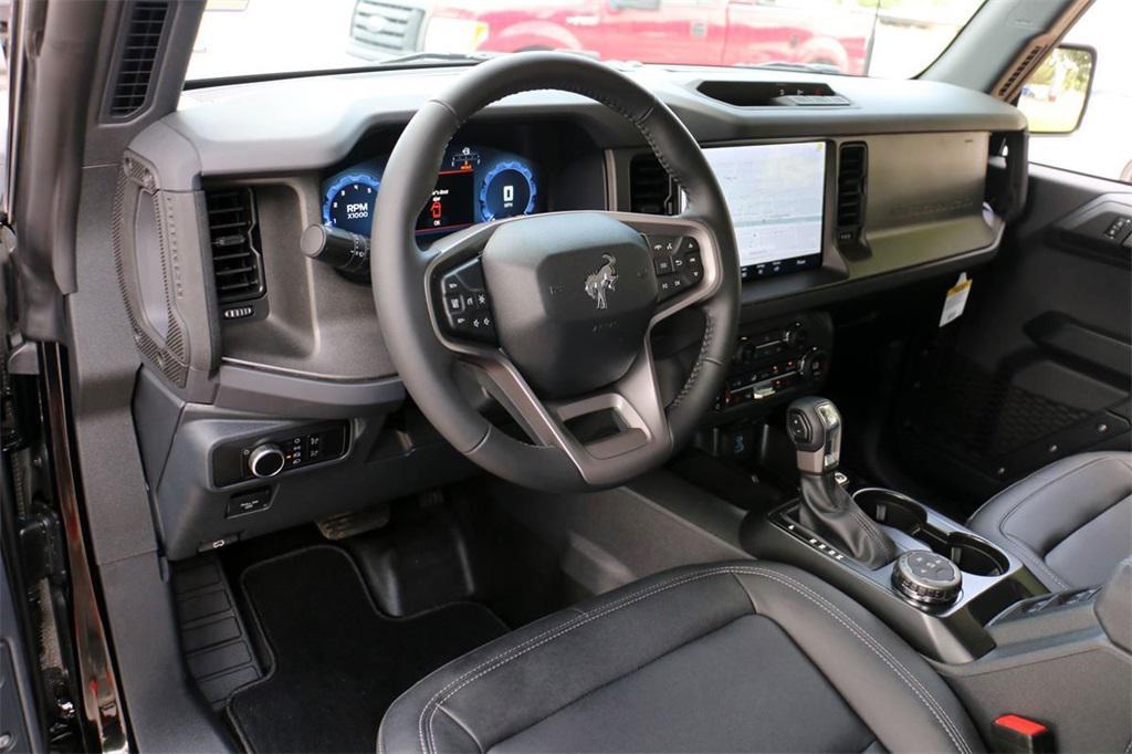 new 2025 Ford Bronco car, priced at $39,992