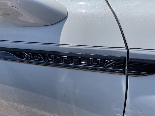 used 2020 Lincoln Nautilus car, priced at $26,000