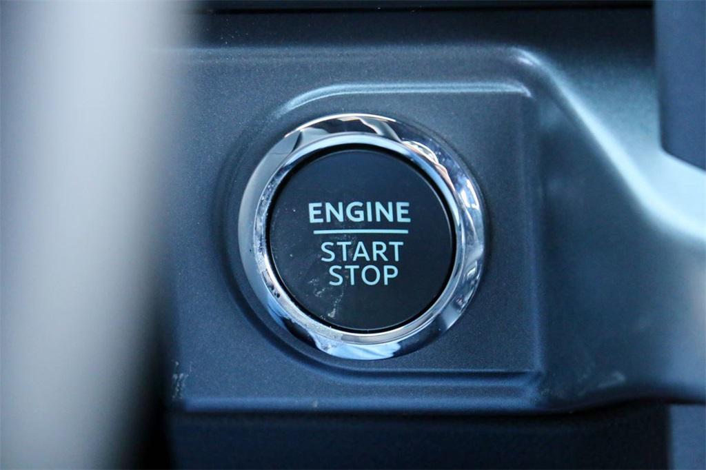 new 2025 Ford F-150 car, priced at $50,620