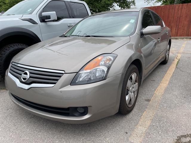 used 2008 Nissan Altima car, priced at $10,995