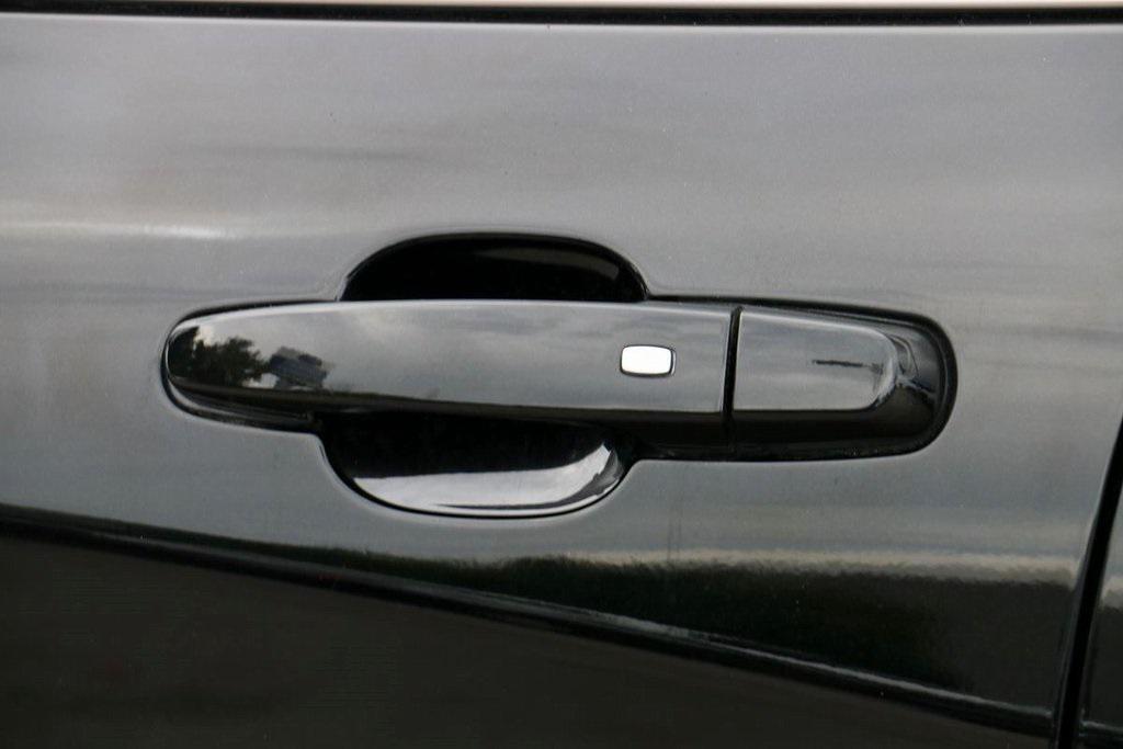 used 2024 Chevrolet Equinox car, priced at $21,495