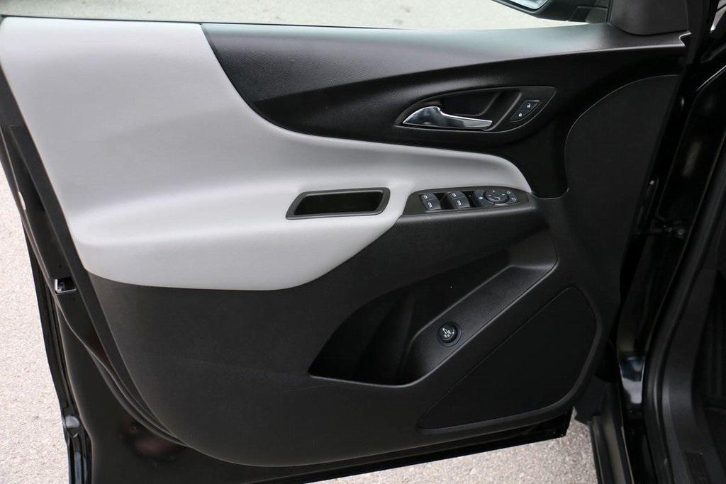 used 2024 Chevrolet Equinox car, priced at $21,495