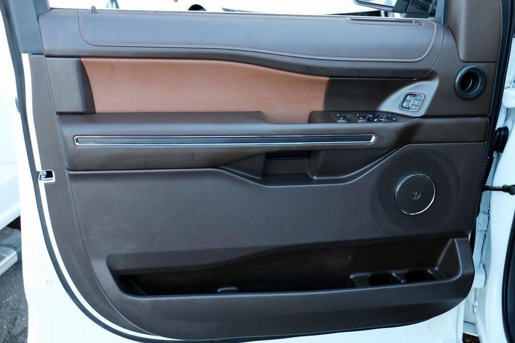 used 2023 Ford Expedition car, priced at $59,500