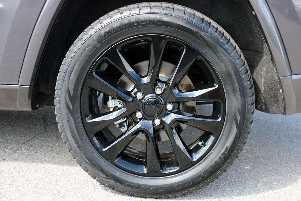 used 2019 Jeep Grand Cherokee car, priced at $15,000