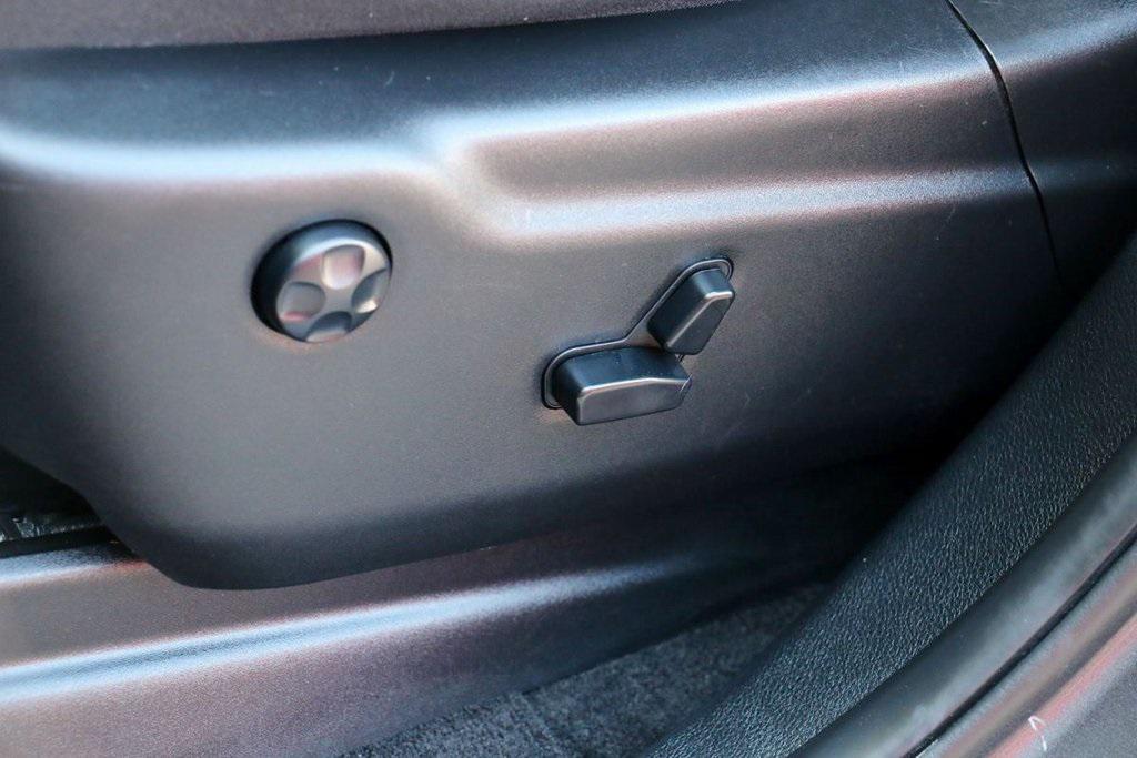 used 2019 Jeep Grand Cherokee car, priced at $15,000